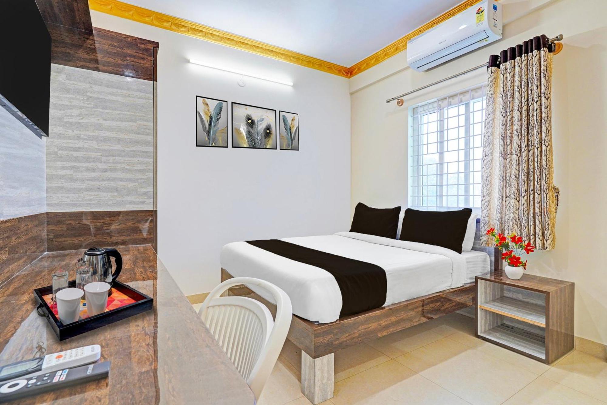 Hotel Super Collection O Niladri Road Kammasandra Esterno foto